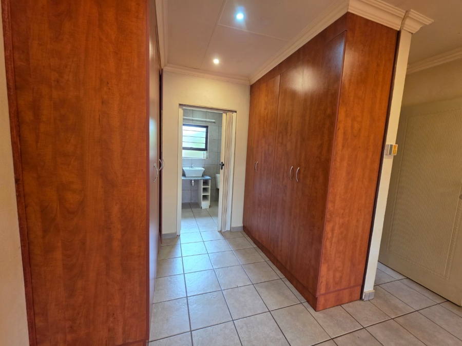 2 Bedroom Property for Sale in Wilkoppies North West